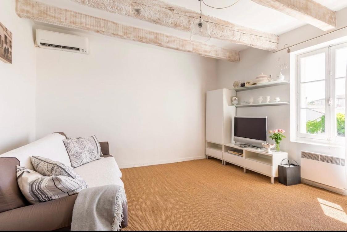 Apartamento Douceur Sur La Sorgue LʼIsle-sur-la-Sorgue Exterior foto